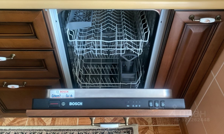 Продажа квартиры 3-комн.<br /> по адресу г. Омск,  ул. 7-я Линия, 190