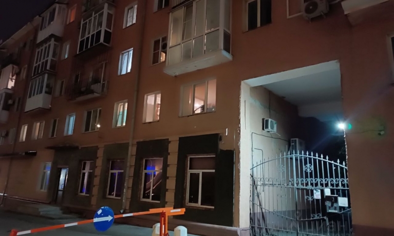 Продажа квартиры 2-комн.<br /> по адресу г. Омск,  пл. Ленинградская, 1