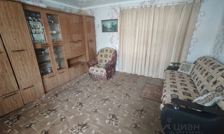 Продажа квартиры 2-комн.<br /> по адресу с. Одесское, с. Одесское, ул. Октябрьская, 24