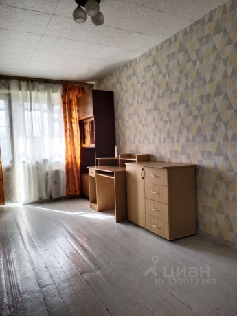 Продажа квартиры 1-комн.<br /> по адресу г. Омск,  ул. Съездовская, 4