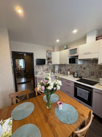 Продажа квартиры 2-комн.<br /> по адресу г. Омск,  ул. 12 Декабря, 58