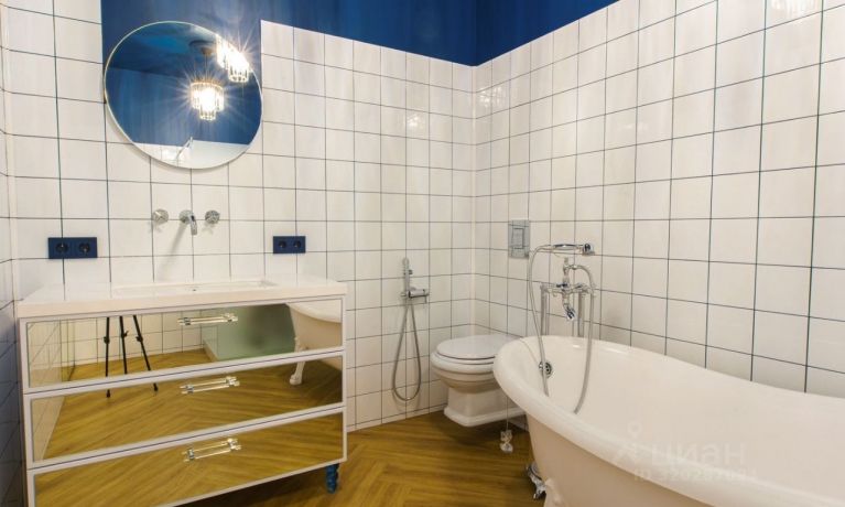 Продажа квартиры 3-комн.<br /> по адресу г. Омск,  пр-кт. Карла Маркса, 10