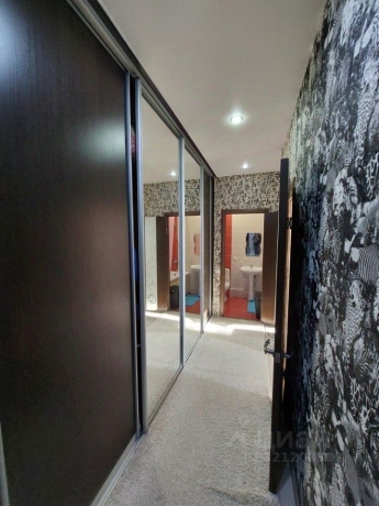 Продажа квартиры 1-комн.<br /> по адресу г. Омск,  ул. Крупской, 14