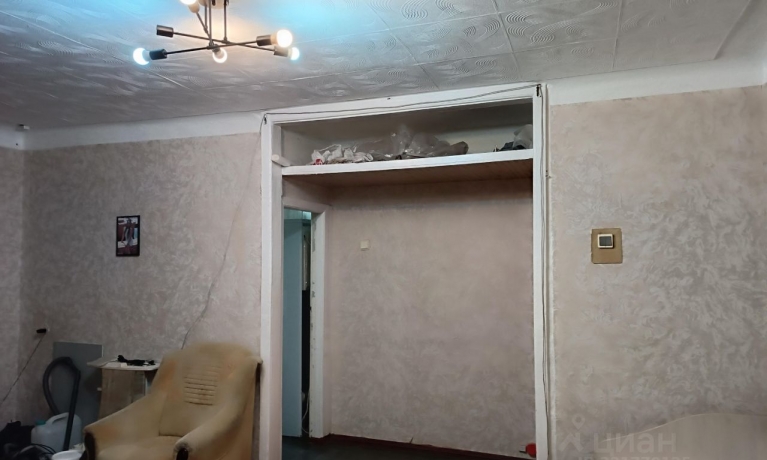 Продажа квартиры 2-комн.<br /> по адресу г. Омск,  пл. Ленинградская, 1