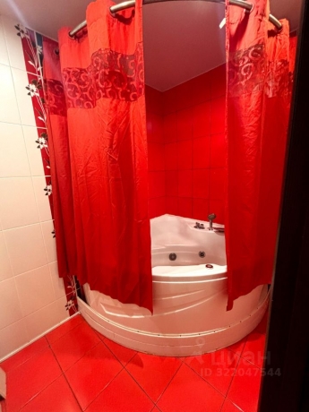 Продажа квартиры 2-комн.<br /> по адресу г. Омск,  б-р. Архитекторов, 2 к1