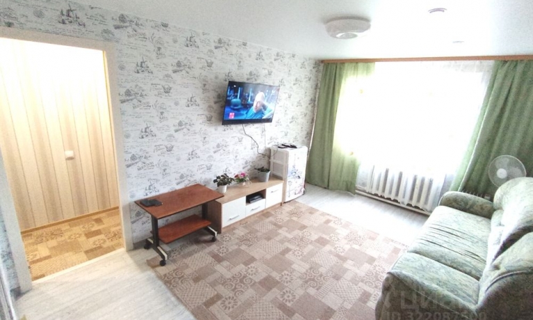 Продажа квартиры 1-комн.<br /> по адресу п. Новоомский, п. Новоомский, ул. Целинная, 3