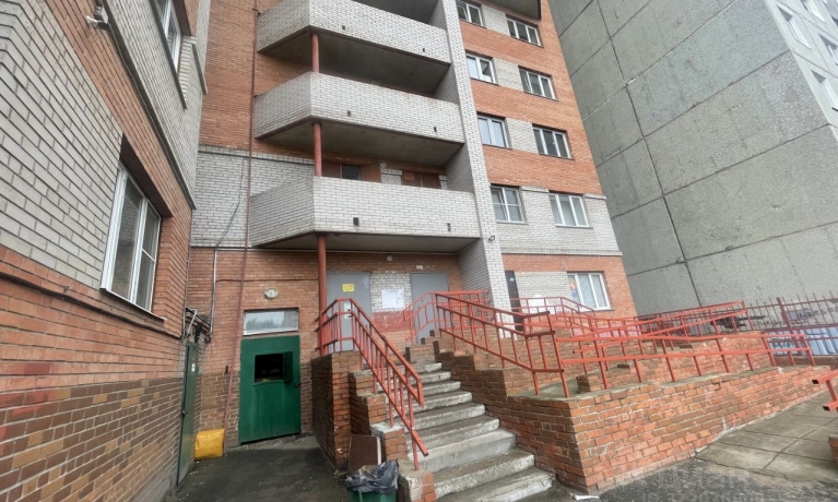 Продажа квартиры 1-комн.<br /> по адресу г. Омск,  ул. Харьковская, 27 к1