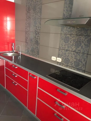 Продажа квартиры 2-комн.<br /> по адресу г. Омск,  пр-кт. Комарова, 15