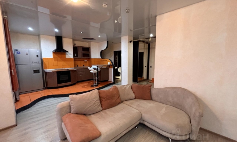 Продажа квартиры 2-комн.<br /> по адресу г. Омск,  б-р. Архитекторов, 2 к1