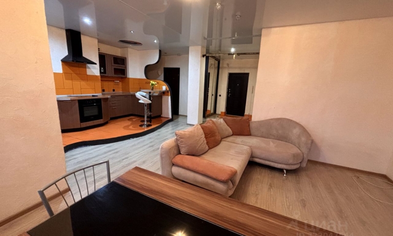 Продажа квартиры 2-комн.<br /> по адресу г. Омск,  б-р. Архитекторов, 2 к1