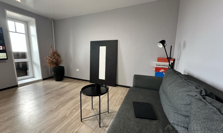 Продажа квартиры 1-комн.<br /> по адресу г. Омск,  ул. Челюскинцев, 90