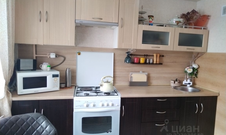 Продажа квартиры 3-комн.<br /> по адресу ст. Черлак, ст. Черлак, 