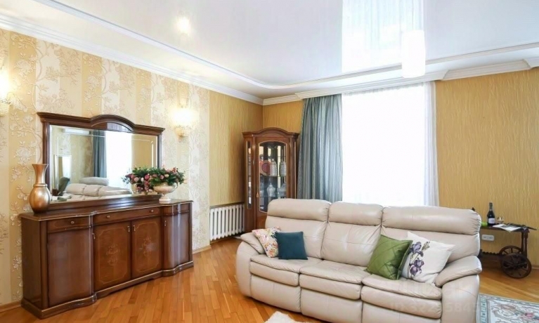 Продажа квартиры 3-комн.<br /> по адресу г. Омск,  пр-кт. Карла Маркса, 61/1