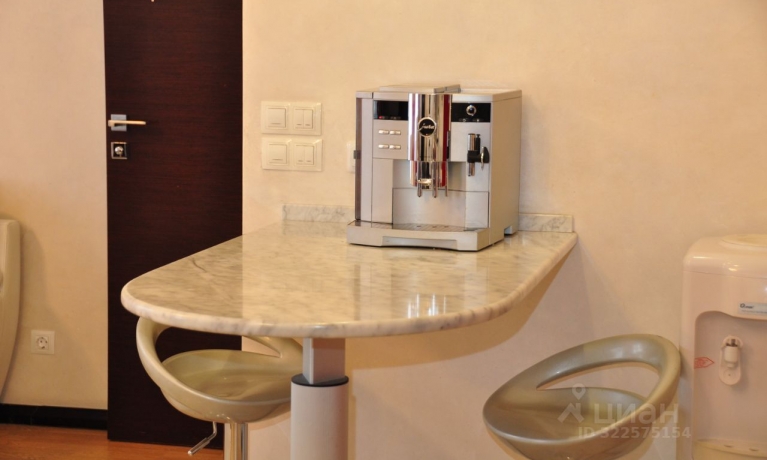 Продажа квартиры 3-комн.<br /> по адресу г. Омск,  ул. Иртышская Набережная, 11 к2