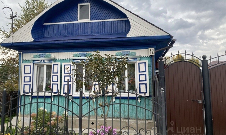Продажа дома<br /> по адресу г. Калачинск, г. Калачинск, ул. Почтовая, 42
