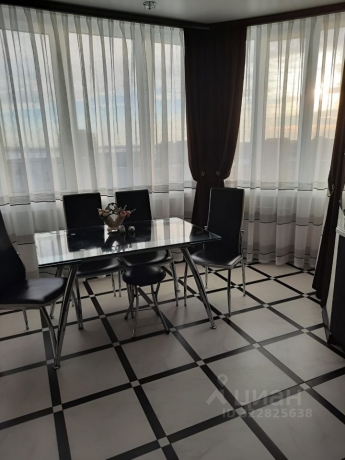 Продажа квартиры 2-комн.<br /> по адресу г. Омск,  ул. 70 лет Октября, 13 к3