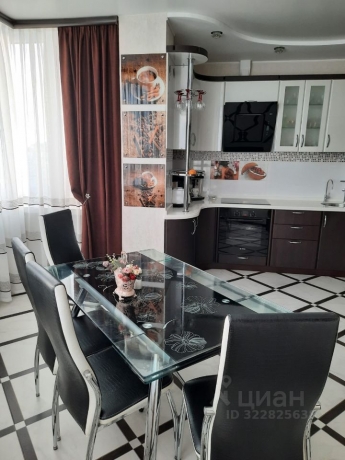 Продажа квартиры 2-комн.<br /> по адресу г. Омск,  ул. 70 лет Октября, 13 к3