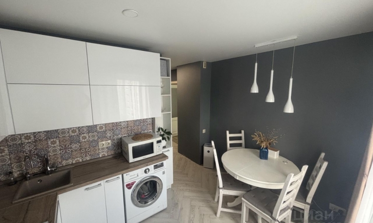 Продажа квартиры 1-комн.<br /> по адресу г. Омск,  ул. 70 лет Октября, 22/2