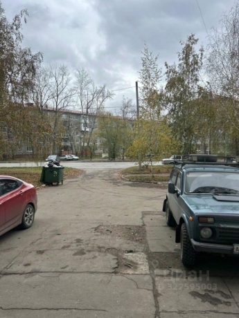 Продажа квартиры 1-комн.<br /> по адресу г. Омск,  пр-кт. Космический, 101 к1