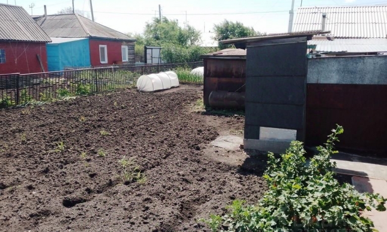 Продажа квартиры 3-комн.<br /> по адресу рп. Таврическое, рп. Таврическое, ул. Автозаводская, 5