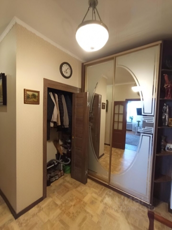 Продажа квартиры 2-комн.<br /> по адресу г. Омск,  ул. Октябрьская, 122