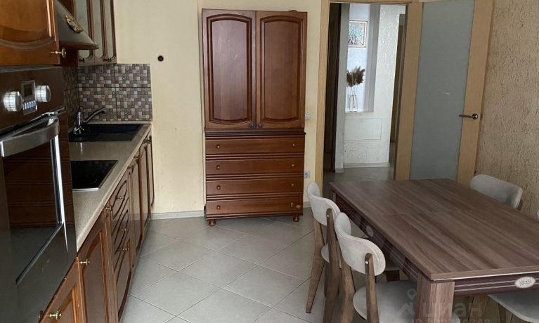 Продажа квартиры 2-комн.<br /> по адресу г. Омск,  ул. Транссибирская, 6 к2