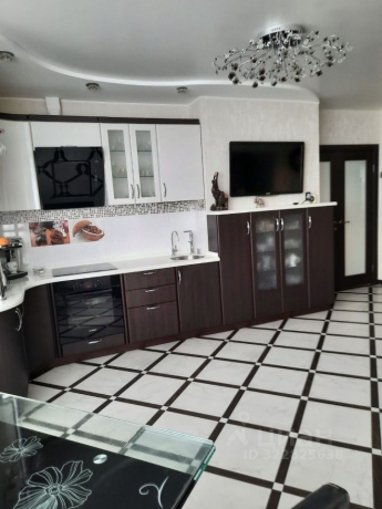 Продажа квартиры 2-комн.<br /> по адресу г. Омск,  ул. 70 лет Октября, 13 к3