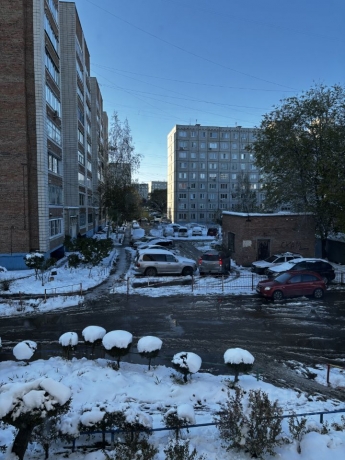 Продажа квартиры 4-комн.<br /> по адресу г. Омск,  ул. Блюхера, 18