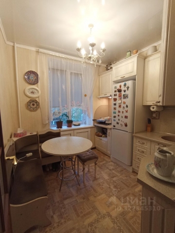 Продажа квартиры 2-комн.<br /> по адресу г. Омск,  ул. Октябрьская, 122