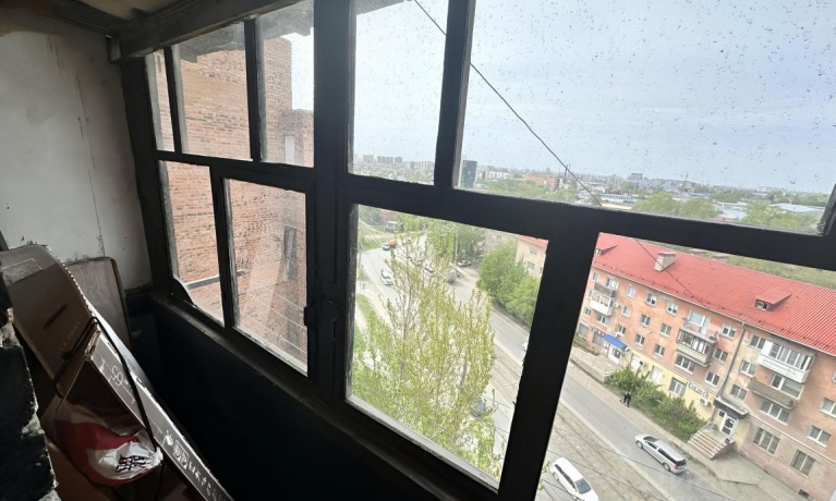 Продажа квартиры 1-комн.<br /> по адресу г. Омск,  ул. Челюскинцев, 90