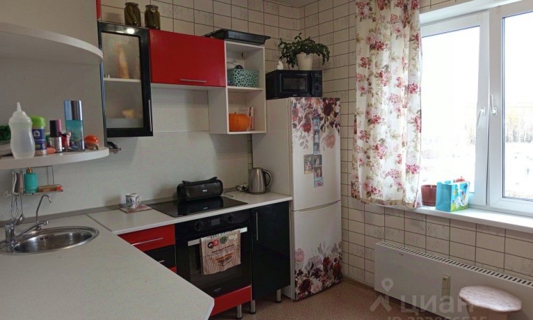 Продажа квартиры 2-комн.<br /> по адресу г. Омск,  ул. Завертяева, 9 к17