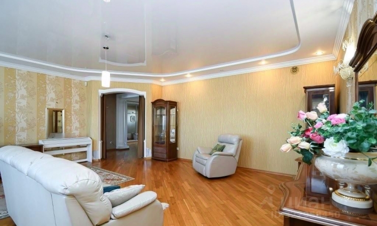 Продажа квартиры 3-комн.<br /> по адресу г. Омск,  пр-кт. Карла Маркса, 61/1