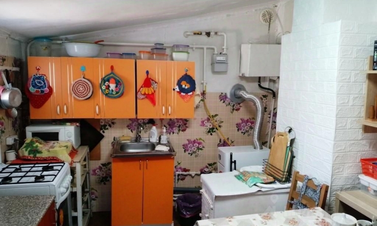 Продажа квартиры 3-комн.<br /> по адресу рп. Таврическое, рп. Таврическое, ул. Автозаводская, 5