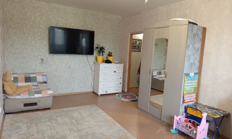 Продажа квартиры 2-комн.<br /> по адресу г. Омск,  ул. Завертяева, 9 к17