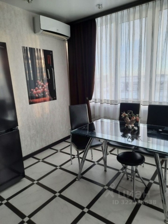 Продажа квартиры 2-комн.<br /> по адресу г. Омск,  ул. 70 лет Октября, 13 к3