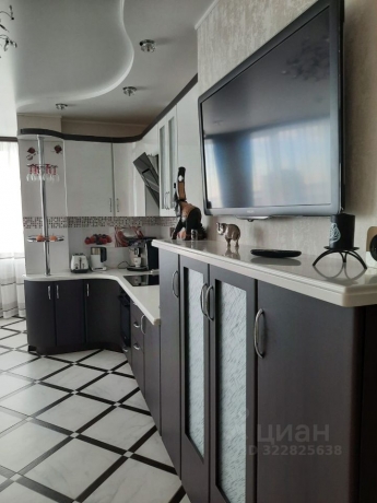 Продажа квартиры 2-комн.<br /> по адресу г. Омск,  ул. 70 лет Октября, 13 к3