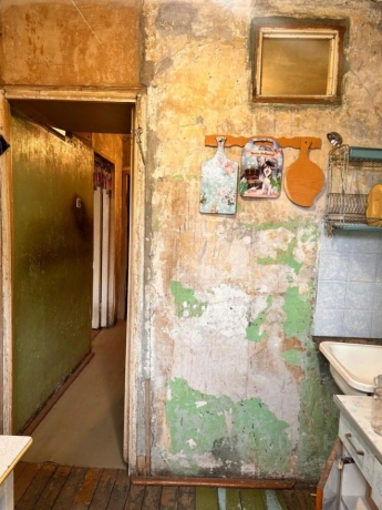 Продажа квартиры 1-комн.<br /> по адресу г. Омск,  пр-кт. Космический, 101 к1