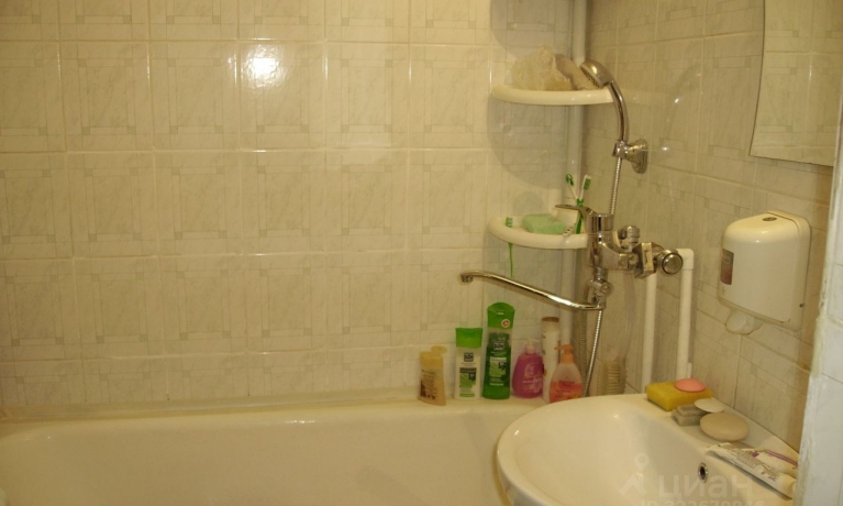 Продажа квартиры 3-комн.<br /> по адресу г. Омск,  ул. 35-я Северная, 1 к1