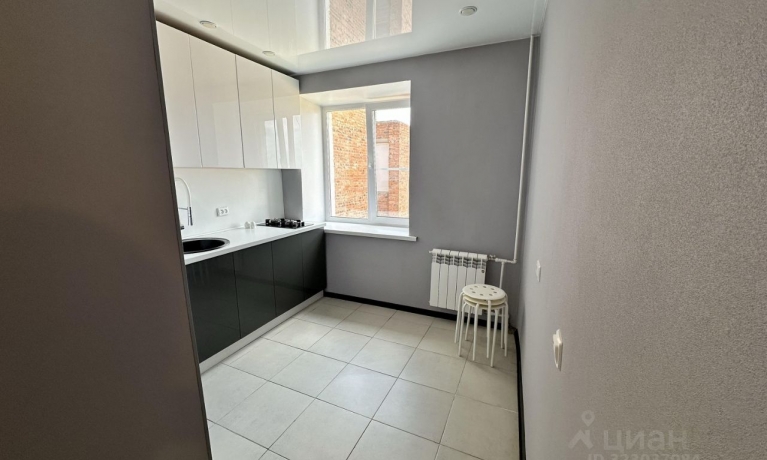 Продажа квартиры 1-комн.<br /> по адресу г. Омск,  ул. Челюскинцев, 90