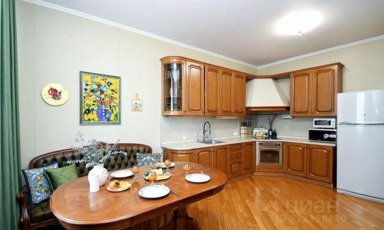 Продажа квартиры 3-комн.<br /> по адресу г. Омск,  пр-кт. Карла Маркса, 61/1