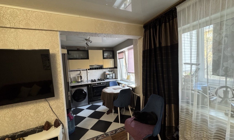 Продажа квартиры 2-комн.<br /> по адресу г. Омск,  ул. Федора Крылова, 6