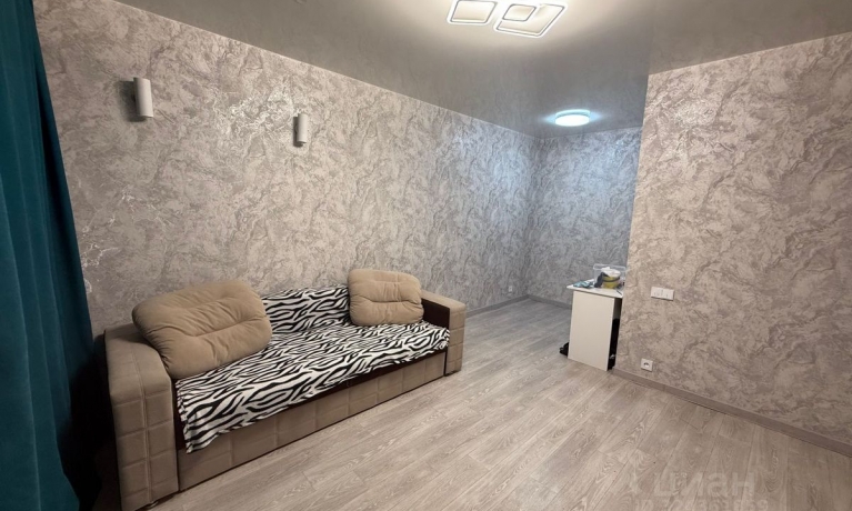 Продажа квартиры 1-комн.<br /> по адресу г. Омск,  пр-кт. Комарова, 17 к1