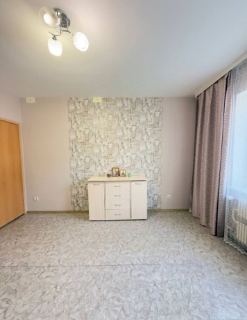 Продажа квартиры 2-комн.<br /> по адресу г. Омск,  п. Биофабрика, 6