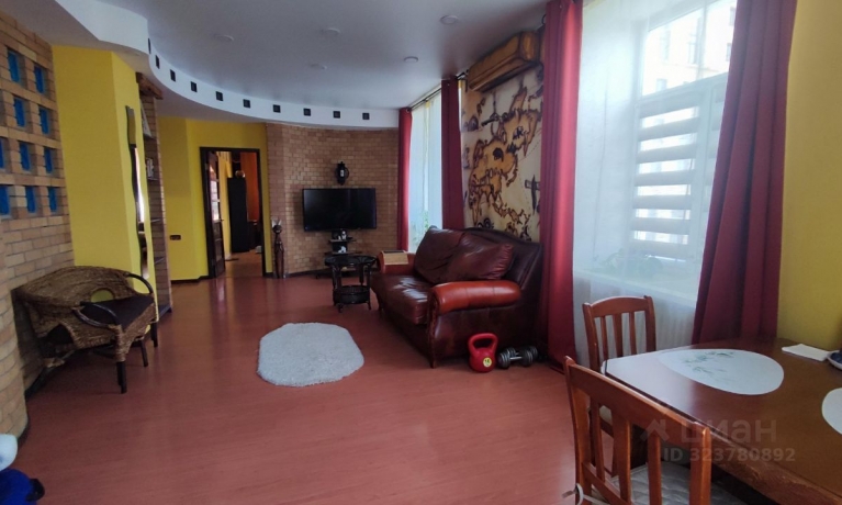 Продажа квартиры 3-комн.<br /> по адресу г. Омск,  пр-кт. Карла Маркса, 38