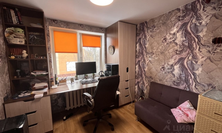 Продажа квартиры 3-комн.<br /> по адресу рп. Кормиловка, рп. Кормиловка, ул. Маяковского, 32