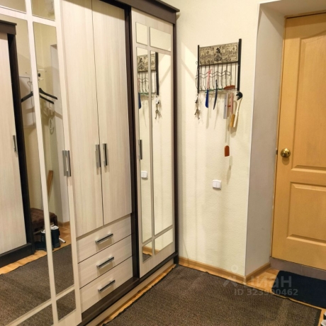 Продажа квартиры 3-комн.<br /> по адресу г. Омск,  ул. Маяковского, 15