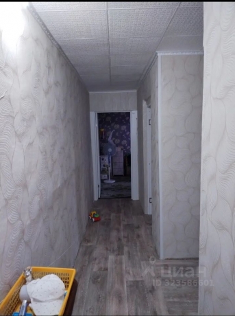 Продажа квартиры 3-комн.<br /> по адресу рп. Кормиловка, рп. Кормиловка, ул. 50 лет Октября, 9