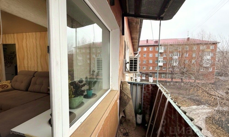 Продажа квартиры 1-комн.<br /> по адресу г. Омск,  ул. Революционная, 20