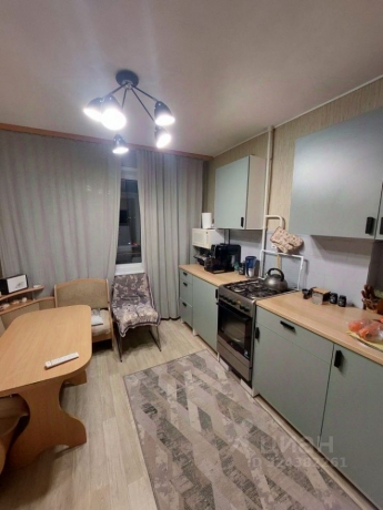 Продажа квартиры 4-комн.<br /> по адресу г. Омск,  пр-кт. Мира, 90