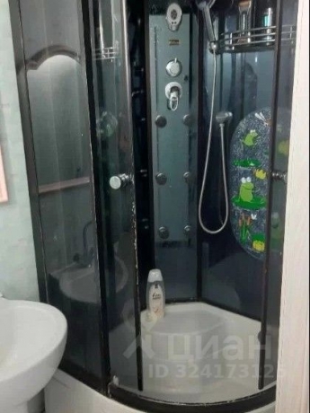 Продажа квартиры 2-комн.<br /> по адресу г. Омск,  пр-кт. Космический, 18